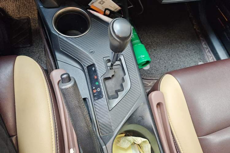 Used Toyota RAV4 2013 2.0L CVT Two-Wheel Drive Urban Edition