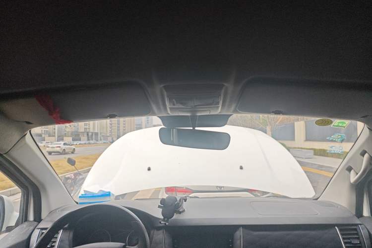 Used Jinbei Gold Hiace 2021 1.6L Box Van Engineering Lion 2-Seater
