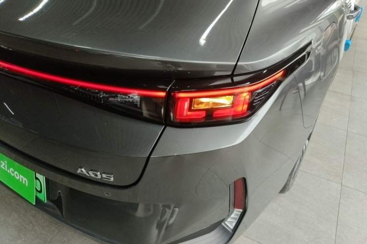 Used CHANGAN NEVO A05 2025 Truly Delicious Version 145 Excellence Edition Right Rear Taillight