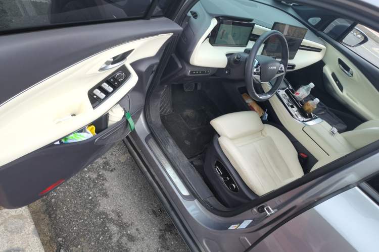 Used AION LX 2022 Plus 80D Flagship Edition Driver Seat