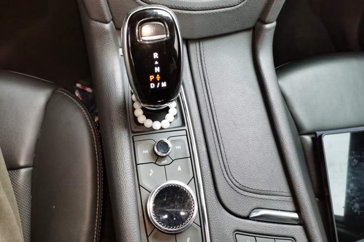 Used Cadillac XT5 2020 28T Luxury Version Gear Lever