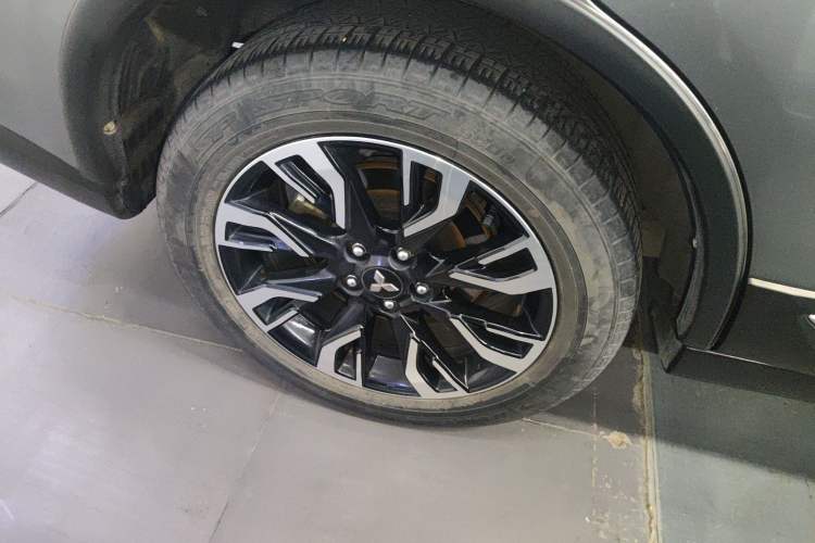 Used Mitsubishi Outlander 2020 2.0L Two-Wheel Drive Comfort Edition 7-Seater