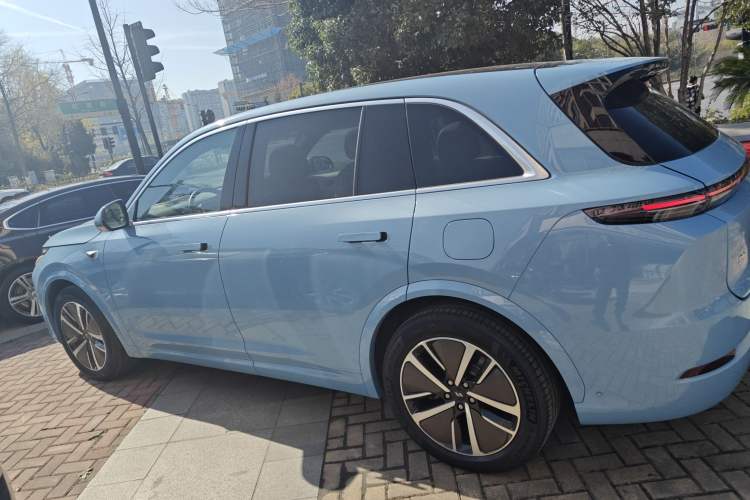 Used Li Auto L7 2024 Pro Model Left Side