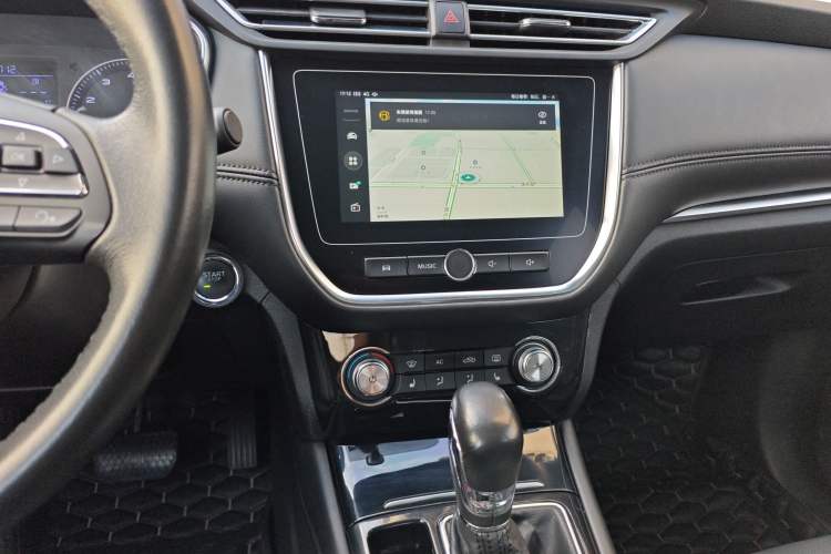 Used Roewe RX3 2018 1.6L CVT Internet Smart Edition
