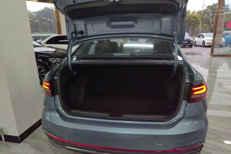 Used Volkswagen Lavida 2023 280TSI DSG Yongyi Edition
