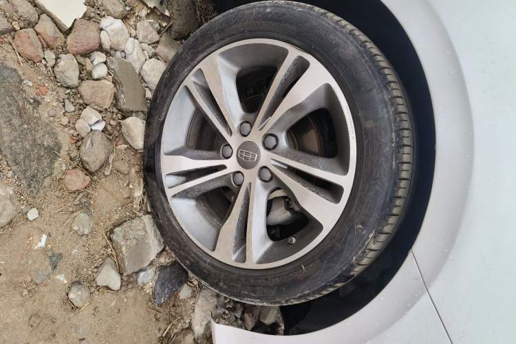 Used Geely Auto Binray 2018 14T Manual Binzhi Edition
