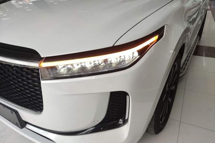 Used Li Auto ONE 2020 Extended-Range 6-Seater Version Left Front Headlight
