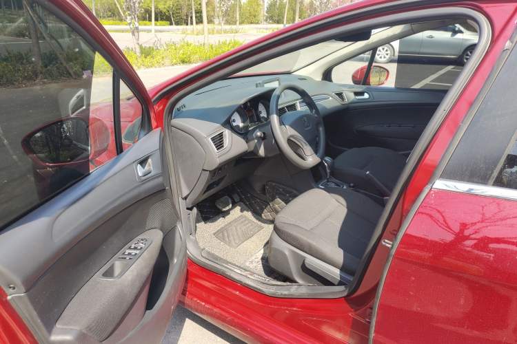 Used Peugeot 308 2014 Enjoy Edition Classic 1.6L Automatic Premium Model
