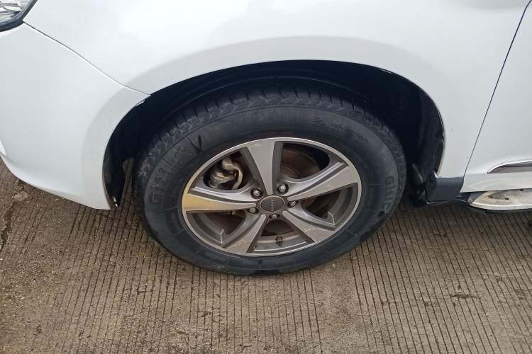 Used Haval H6 2016 Upgraded Model 1.5T Automatic Two-Wheel Drive Elite Version
