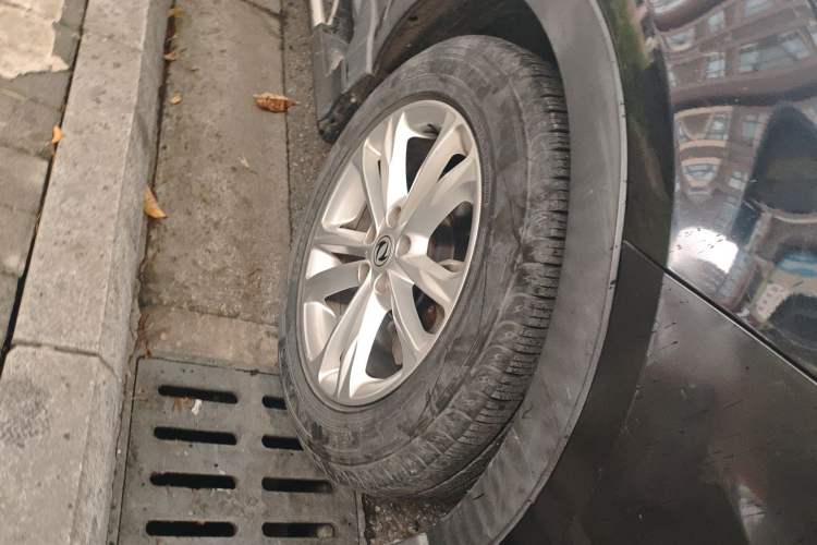 Used Dongfeng Fengon 580 2016 1.8L Manual Comfort Model
