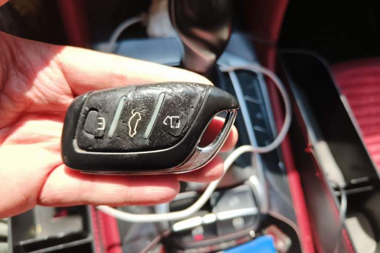 Used MG HS 2018 30T Automatic All-Wheel Drive Trophy Hormone-Infused Version China V Standard Vehicle Key