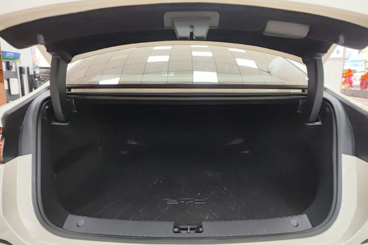 Used BYD Seal 07 DM-i 2025 DM-i 1.5L 70km Elite Model Trunk