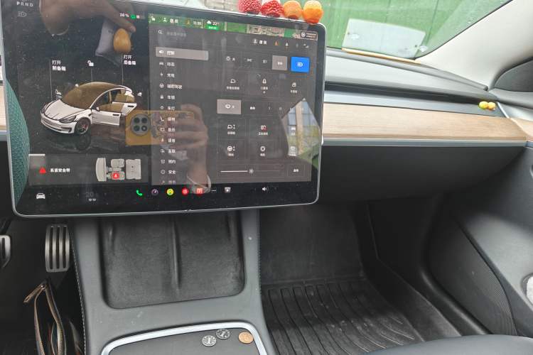 Used Tesla Model 3 2021 Revised Version II – Performance High-Performance All-Wheel-Drive Edition Audio And AC Panel