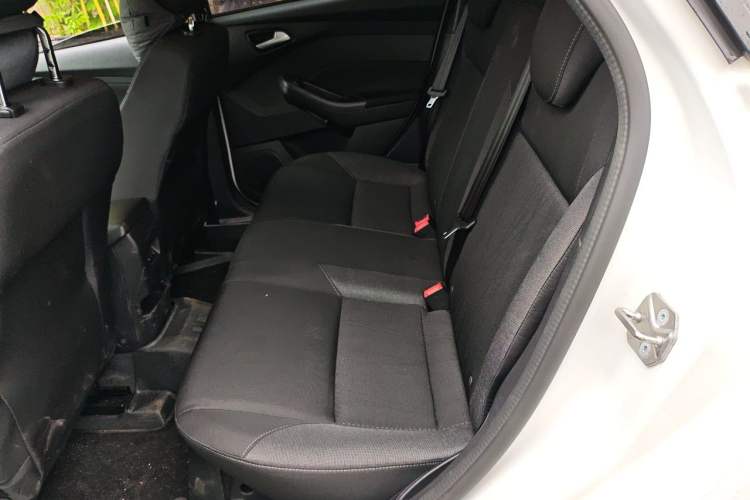 Used Ford Focus 2017 Hatchback 1.6L Manual Comfort Plus SmartDrive Edition

