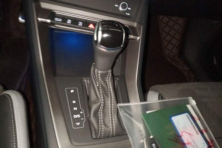 Used Audi Q3 2023 Updated 40 TFSI Fashionable and Dynamic Version
