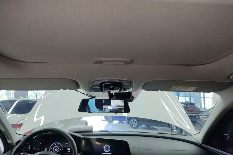 Used Hyundai Elantra 2022 1.5L CVT LUX Prestige Edition