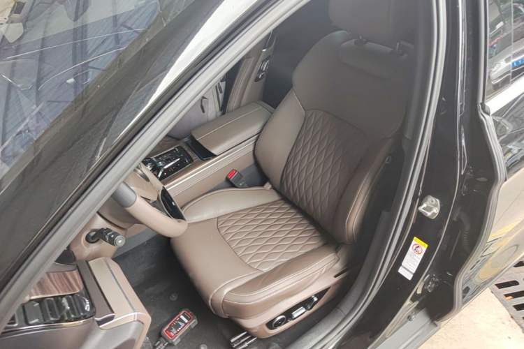 Used BYD Han 2023 DM-i Champion Edition 121KM Prestige Model
