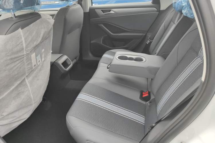 Used Volkswagen Sagitar 2025 Facelift 200TSI DSG Flyover Edition Left Rear Seat