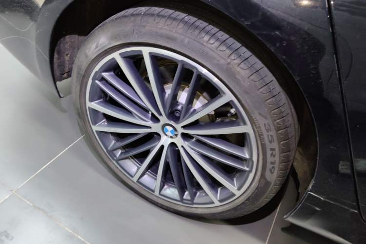 Used BMW 5 Series 2023 530Li Leading Model M Sport Package
