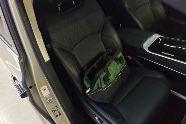 Used Wey Gaoshan 2023 Four-Wheel Drive Flagship Edition
