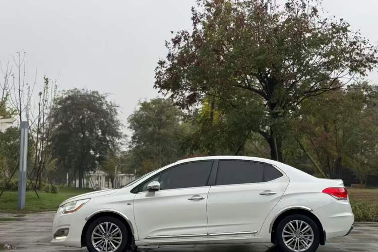 Used Citroen C4L 2015 1.8L Automatic Luxury Edition Exterior 3