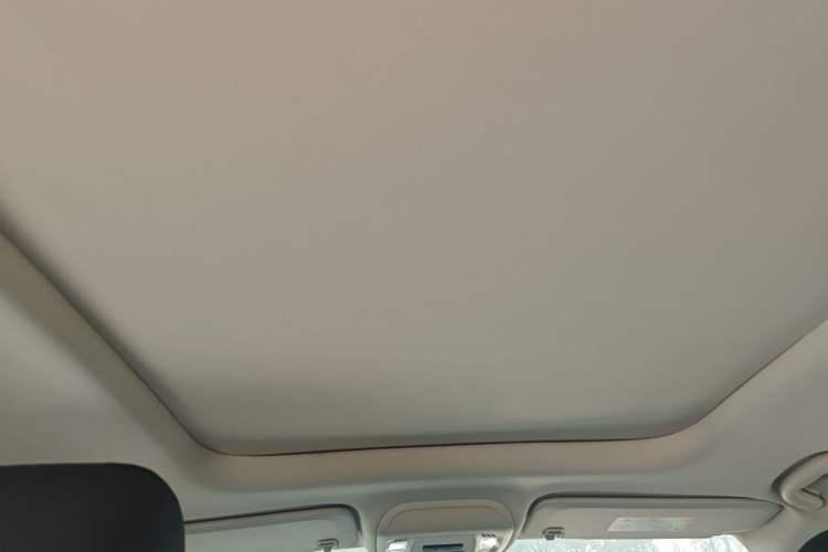 Used Buick Envision 2023 Encore Plus 652T Five-Seat Luxury Model
