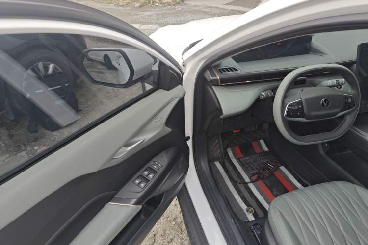 Used Changan Eado DD 2023 Blue Whale NE 1.5T GDI DCT Navigation Model
