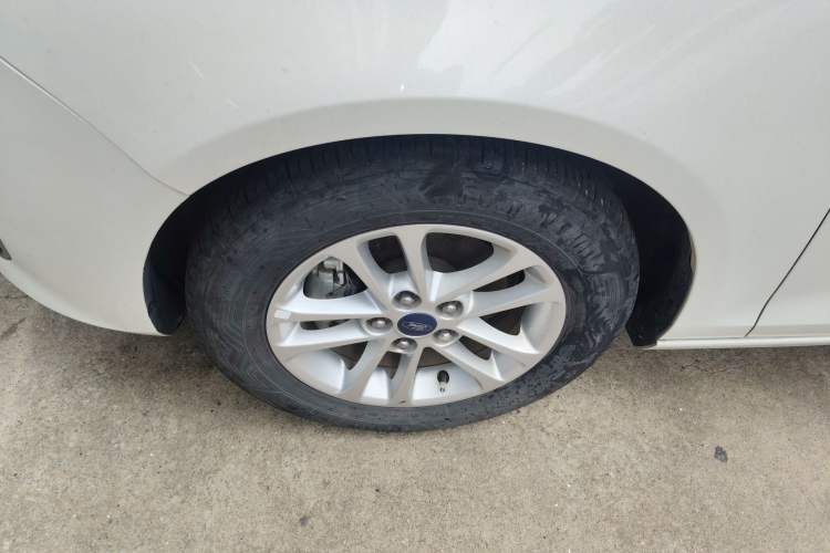 Used Ford Escort 2019 Revised 1.5L Automatic ZhiXiang Version (Tire Pressure Monitoring) China VI Standard