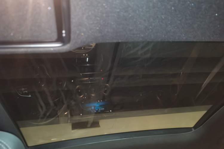 Used Mercedes-Benz GLC 2021 GLC 260 L 4MATIC Dynamic Edition Headliner