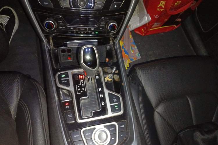 Used Geely Auto Emgrand GT 2017 1.8T Zunya Model
