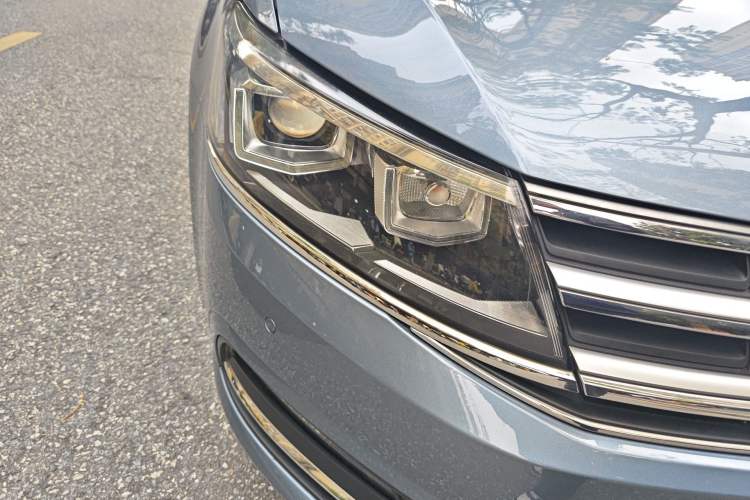 Used Volkswagen Lavida 2015 1.6L Automatic Fashion Edition