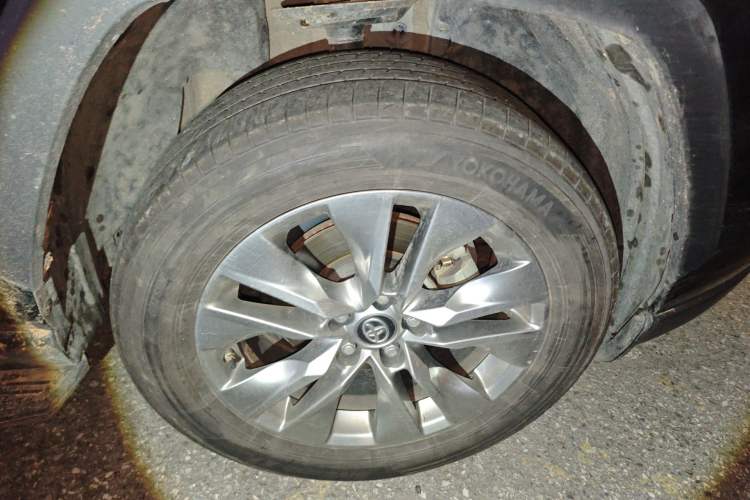 Used Toyota Wildlander 2020 2.0L CVT Two-Wheel Drive Luxury Edition Right Front Wheel Hub