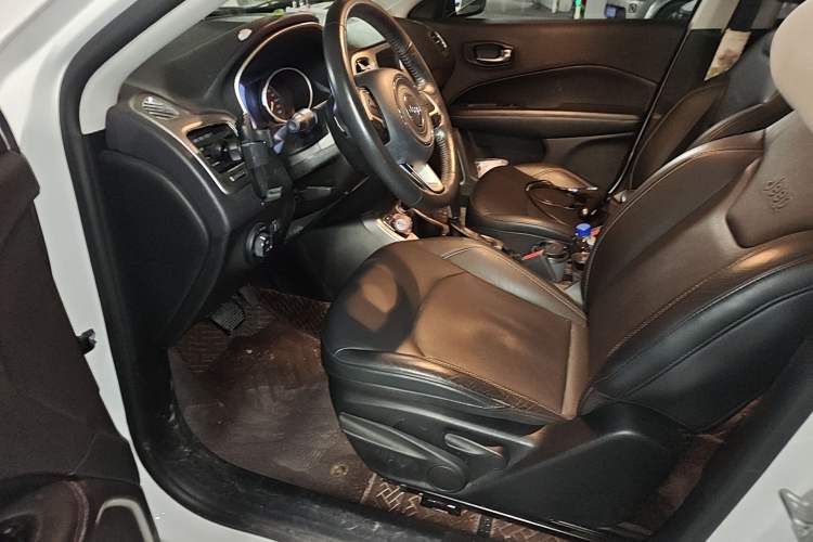 Used Jeep Compass 2017 200T Automatic Family Edition