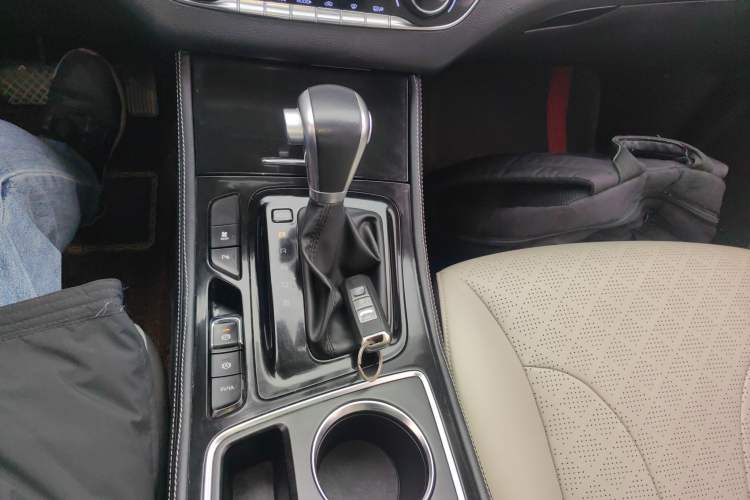 Used Baojun 730 2019 1.5T CVT Flagship Model 7 Seats China VI Emission Standard