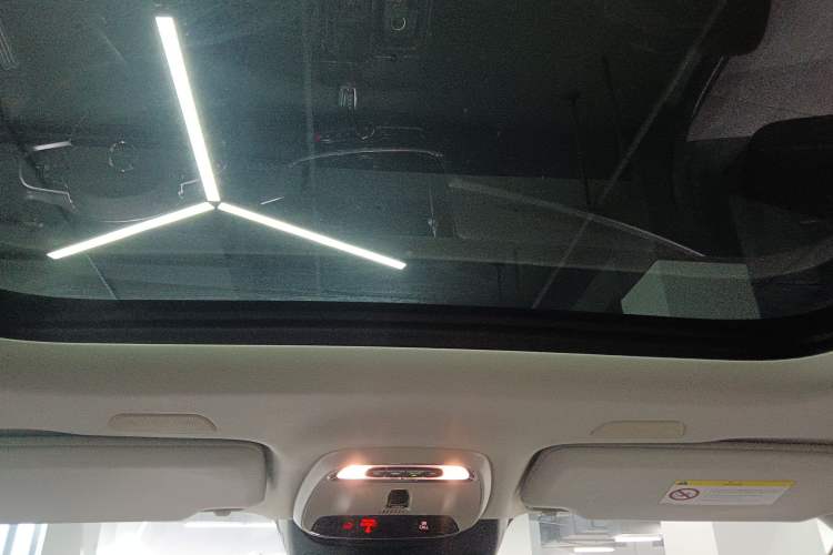 Used Volvo S90 2020 T4 SmartDrive Luxury Edition Headliner