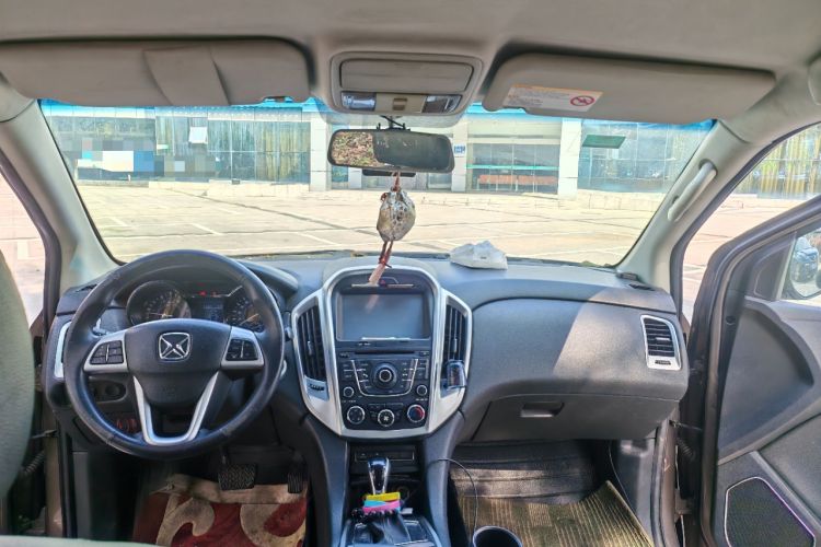 Used JMC Yusheng S350 2013 2.4T Automatic 2WD Diesel Luxury Edition 5 Seats Headliner