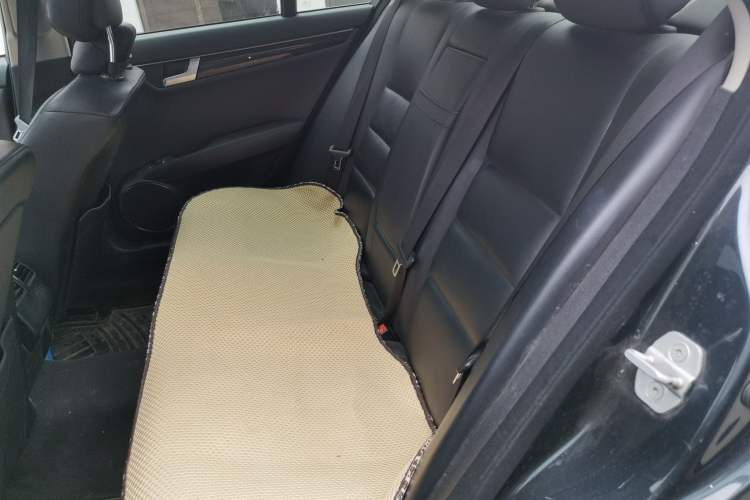 Used Mercedes-Benz C-Class 2011 C 260 CGI Fashion Model