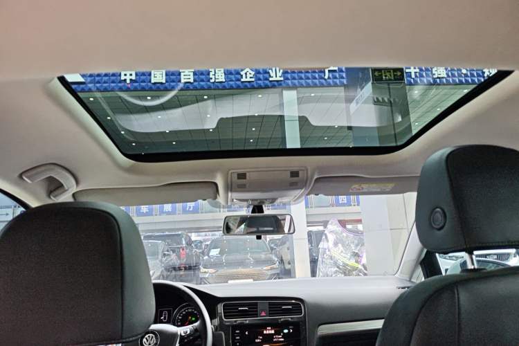 Used Volkswagen Golf 2020 280TSI DSG Comfort Version
