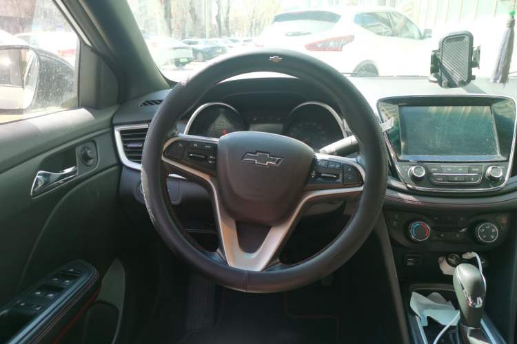 Used Chevrolet Monza 2019 RS 330T Automatic Comfort Edition China VI Standard Steering Wheel