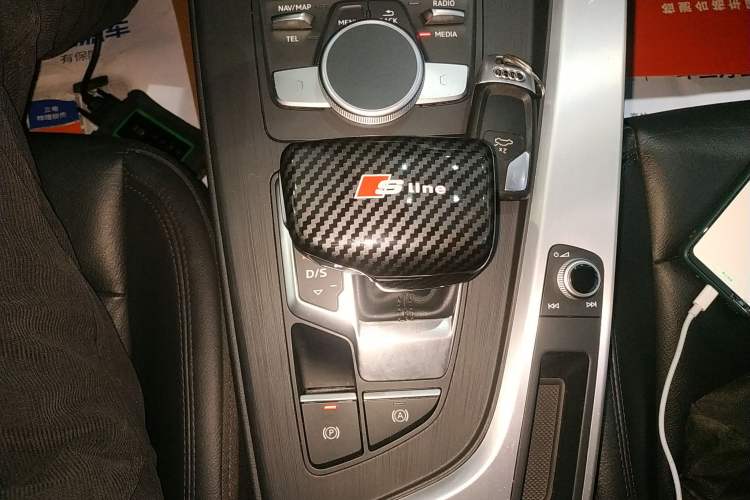 Used Audi A4L 2019 40 TFSI Fashion Edition China VI Emission Standard