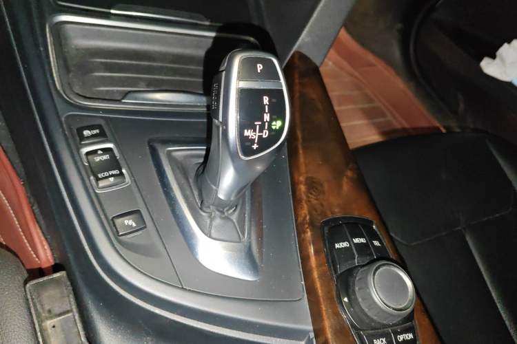 Used BMW 3 Series 2014 328Li Fashion Model