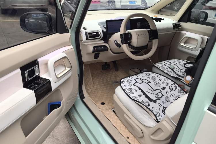 Used Baojun KiWi EV 2023 Smart Luxury Edition Ternary Lithium Driver Seat