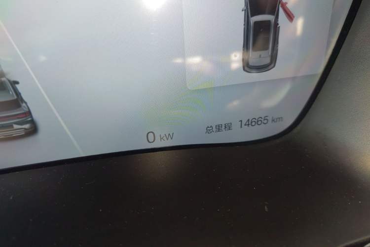 Used BYD Song PLUS New Energy 2025 EV with 605 km Range – Flagship Version Odometer Close Up
