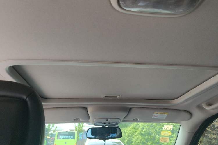 Used Jeep Compass 2014 2.4L four-wheel drive sport version Headliner