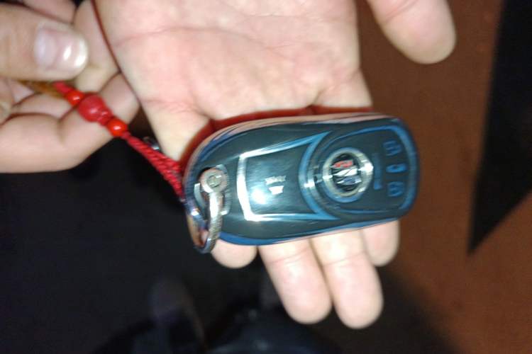 Used Buick GL8 2022 Land Cruiser Executive Class 652T Comfort Model