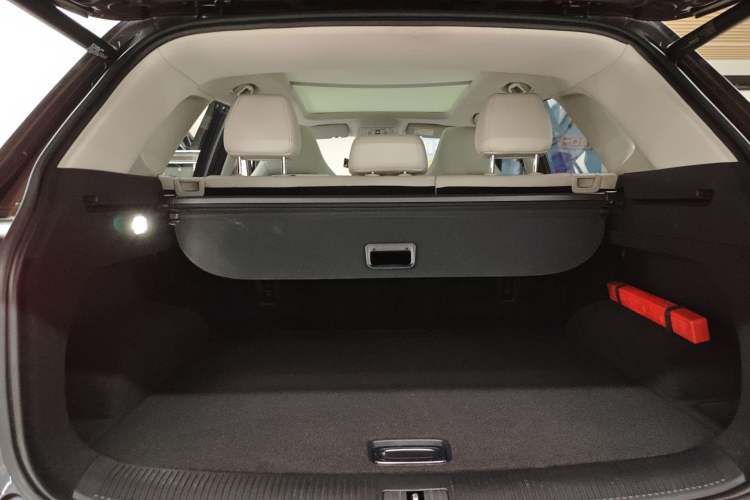 Used MG Pilot 2021 400TGI Automatic Two-Wheel Drive Trophy Flagship Edition