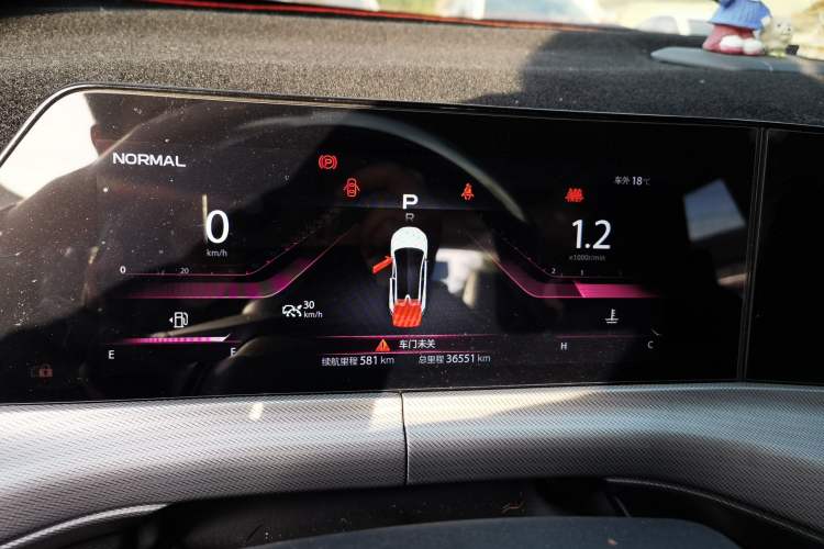 Used CHANGAN UNI-T 2020 1.5T Prestige Version
