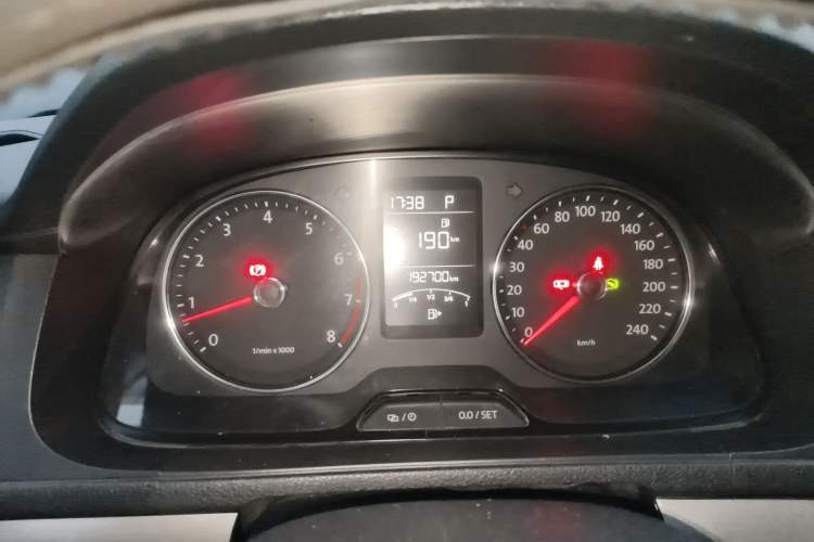 Used Volkswagen Lavida 2013 Revised Version 1.4 TSI DSG Comfort Edition Instrument Cluster