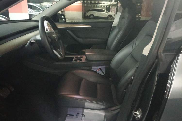 Used Tesla Model Y 2021 Standard Range Rear-Wheel Drive Version