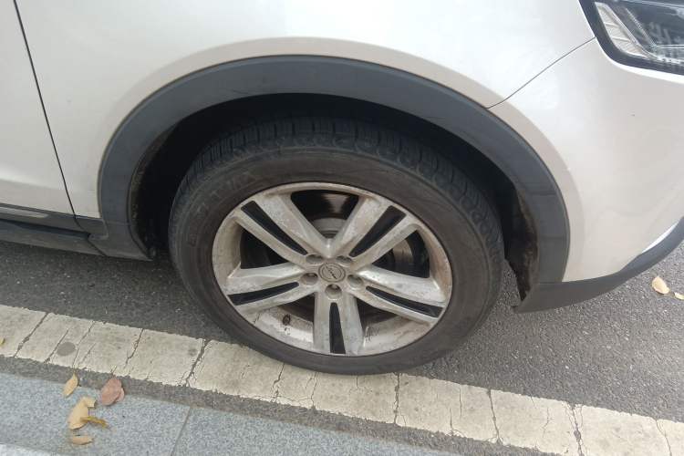 Used Zotye T700 2017 1.8T Dual-Clutch Luxury Model
